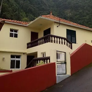 Casa Reis Сasa de vacaciones Santana (Madeira)