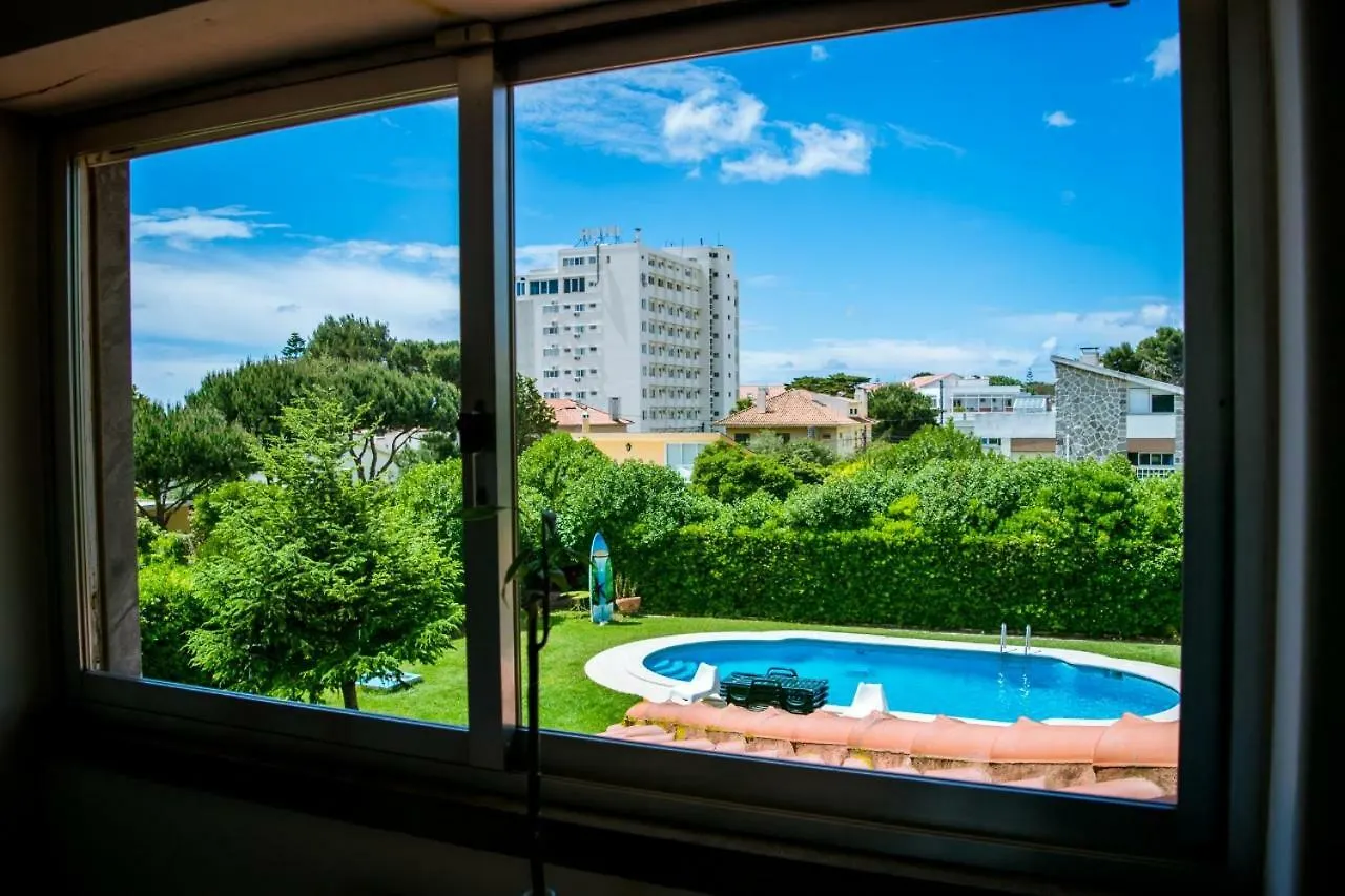 Carcavelos Surf Hostel&Surf Camp Portugal