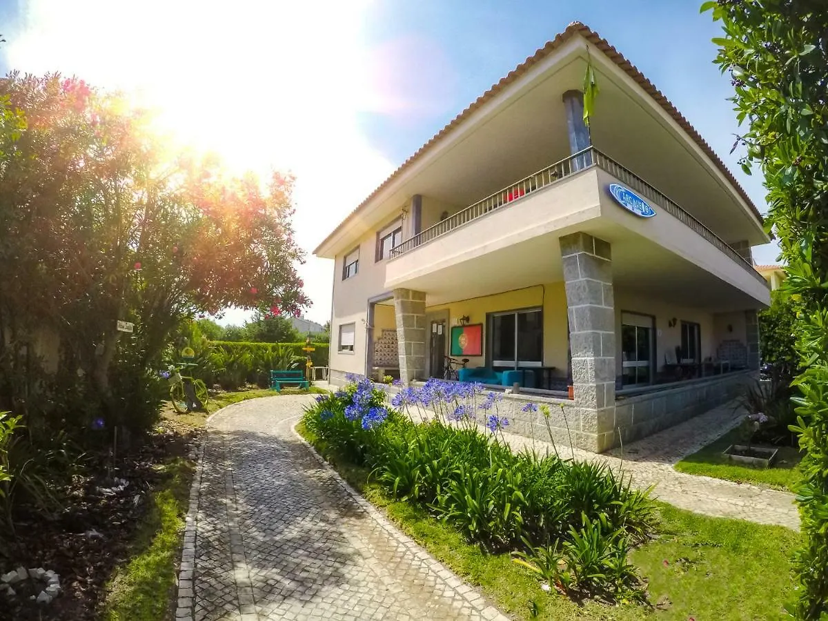 Hostal Carcavelos Surf Hostel&Surf Camp